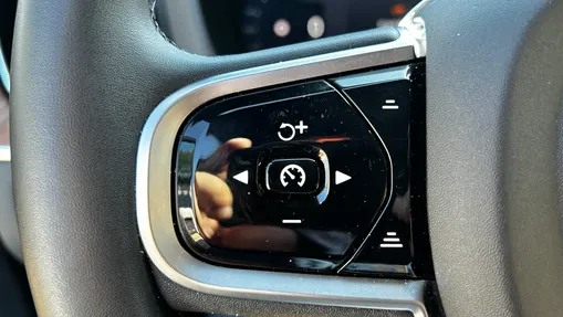 VOLVO XC60 XC60 T8 Plug-In Hybrid AWD Ultra Bright aut