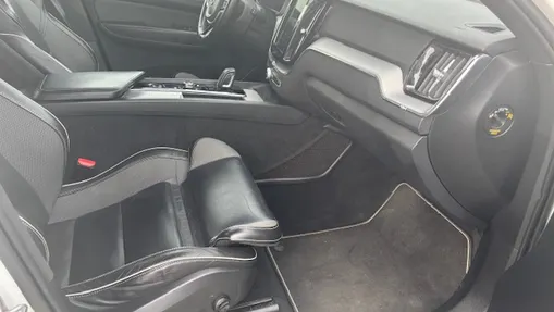 VOLVO XC60 XC60 2.0T R-Design