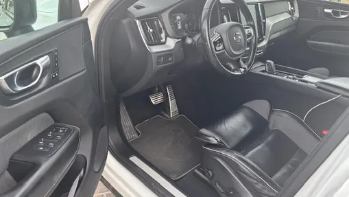 VOLVO XC60 XC60 2.0T R-Design