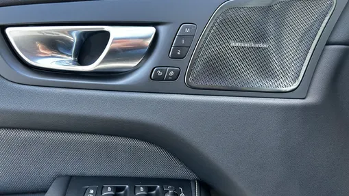 VOLVO XC60 XC60 B5 B AWD Ultra Dark aut