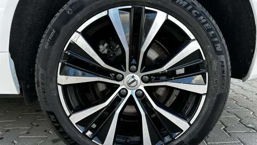 VOLVO XC60 XC60 B5 B AWD Ultra Dark aut