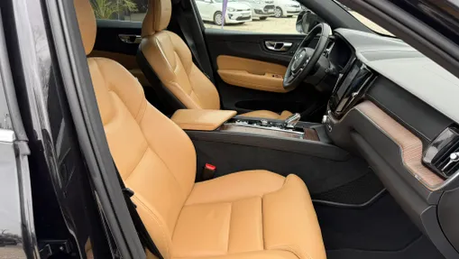 VOLVO XC60 XC60 B4 D AWD Inscription aut