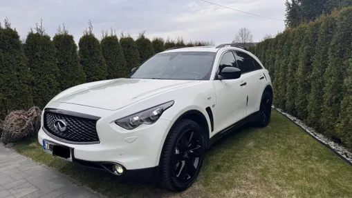 INFINITI QX70 QX70 3.7 S Design