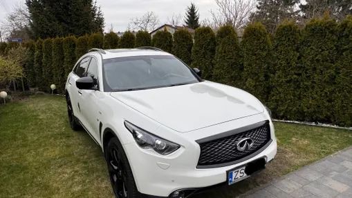 INFINITI QX70 QX70 3.7 S Design