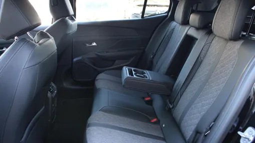 PEUGEOT 408 408 1.2 PureTech Allure S&S EAT8