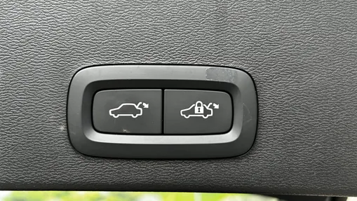 VOLVO XC40 XC40 B3 Plus Dark aut