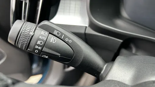 VOLVO XC40 XC40 B3 Plus Dark aut