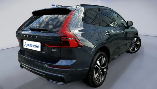 VOLVO XC60 XC60 B5 B AWD Plus Dark aut