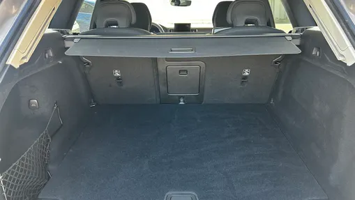 VOLVO XC60 XC60 B5 B AWD Plus Dark aut