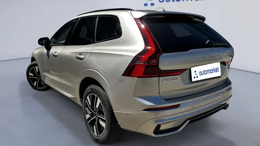 VOLVO XC60 XC60 B5 B AWD Plus Dark aut