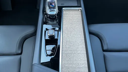 VOLVO XC60 XC60 B5 B AWD Plus Dark aut