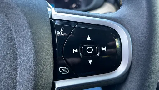 VOLVO XC60 XC60 B5 B AWD Plus Dark aut