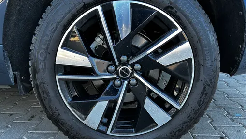 VOLVO XC60 XC60 B5 B AWD Plus Dark aut