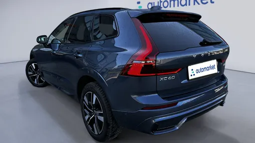 VOLVO XC60 XC60 B5 B AWD Plus Dark aut