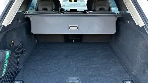 VOLVO XC60 XC60 B5 B AWD Plus Dark aut