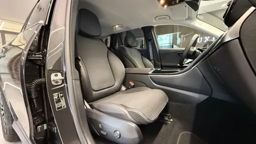 MERCEDES-BENZ GLC GLC 200 d mHEV 4-Matic Avantgarde