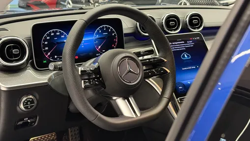 MERCEDES-BENZ C Klasa C 200 mHEV 4-Matic AMG