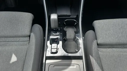 VOLVO XC40 XC40 B3 Plus Dark aut