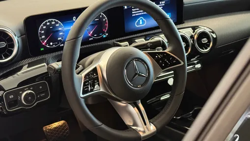 MERCEDES-BENZ CLA CLA 200 mHEV Progressive 7G-DCT