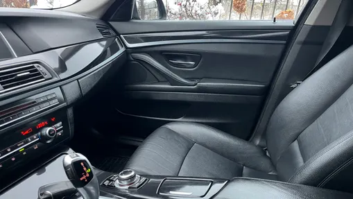 BMW Seria 5 518d Business Edition aut