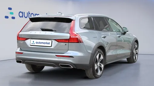VOLVO V60 V60 CC D4 AWD aut