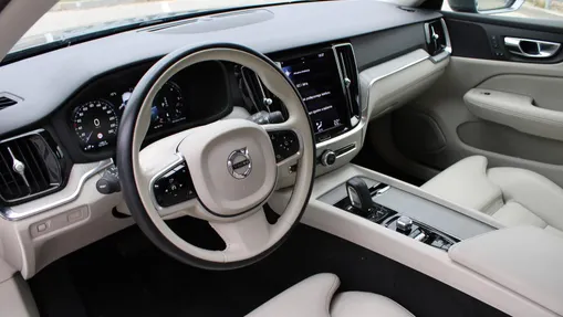 VOLVO V60 V60 CC D4 AWD aut