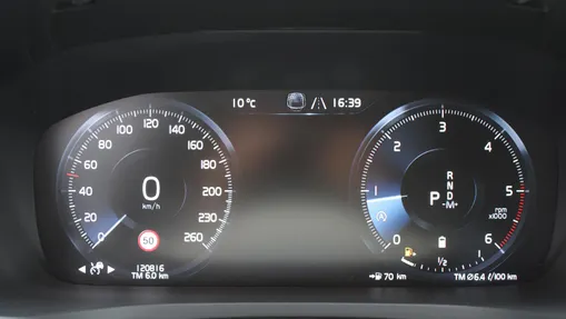 VOLVO V60 V60 CC D4 AWD aut
