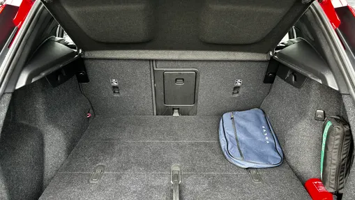 VOLVO XC40 XC40 B3 Plus Dark aut