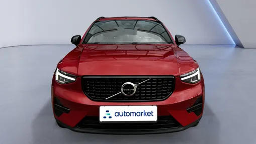 VOLVO XC40 XC40 B3 Plus Dark aut
