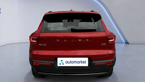 VOLVO XC40 XC40 B3 Plus Dark aut