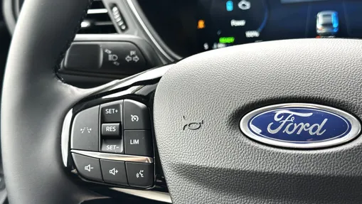 FORD Kuga Kuga 1.5 EcoBoost FWD Titanium aut Nowy
