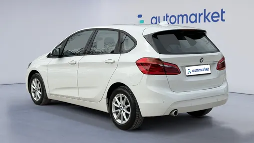 BMW Seria 2 216d aut