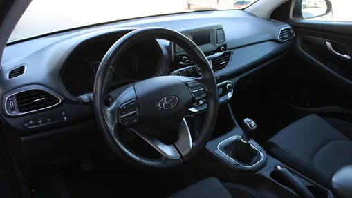HYUNDAI i30 i30 1.5 DPI Modern