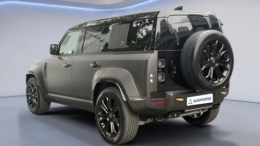LAND ROVER Defender Defender 110 4.4 P635 V8 mHEV Octa