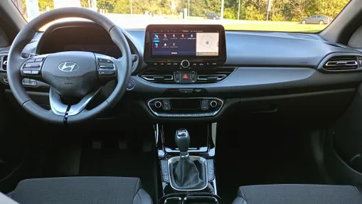 HYUNDAI i30 i30 Fastback 1.5 T-GDI 48V Smart Nowy
