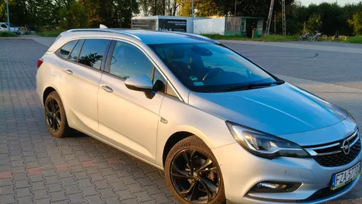 OPEL Astra Astra V 1.4 T Dynamic