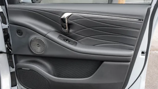 AION V V 75.3kWh Premium Nowy