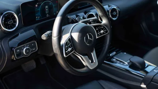 MERCEDES-BENZ A Klasa A 250 Progressive 7G-DCT