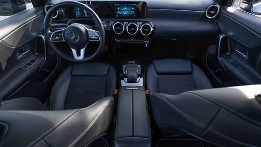 MERCEDES-BENZ A Klasa A 250 Progressive 7G-DCT