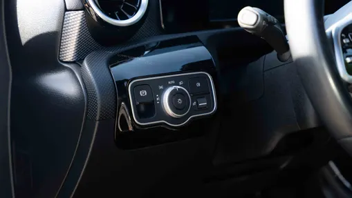 MERCEDES-BENZ A Klasa A 250 Progressive 7G-DCT
