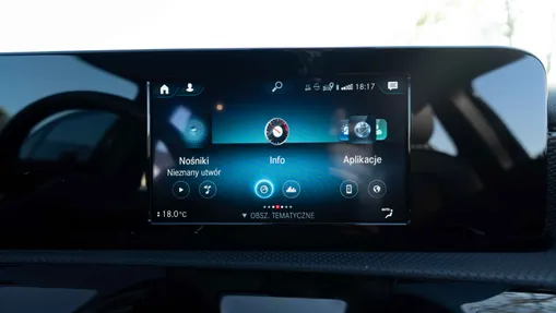 MERCEDES-BENZ A Klasa A 250 Progressive 7G-DCT