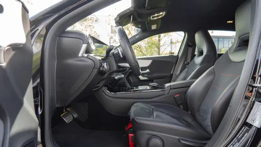 MERCEDES-BENZ A Klasa A 200 AMG Line 7G-DCT