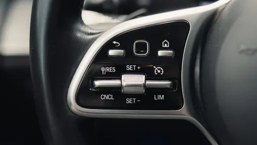 MERCEDES-BENZ E Klasa E 200 Coupe 4-Matic 9G-TRONIC