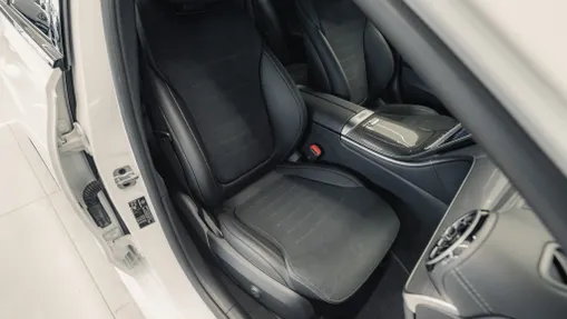 MERCEDES-BENZ C Klasa C 300 de PHEV 4-Matic AMG