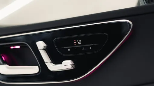 MERCEDES-BENZ C Klasa C 300 de PHEV 4-Matic AMG