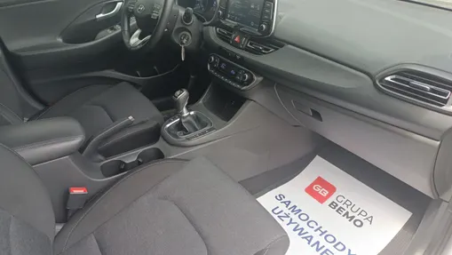 HYUNDAI i30 i30 1.5 T-GDI 48V Smart