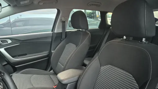 KIA Cee'd Ceed 1.5 T-GDI M