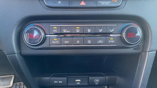 KIA Cee'd Ceed 1.5 T-GDI M DCT