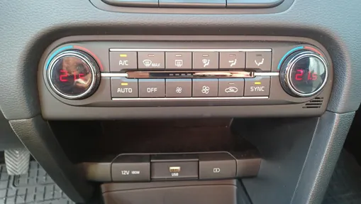 KIA Cee'd Ceed 1.5 T-GDI M