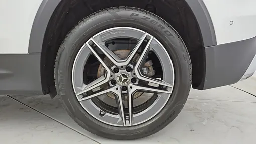 MERCEDES-BENZ GLB GLB 200 d AMG Line 8G-DCT